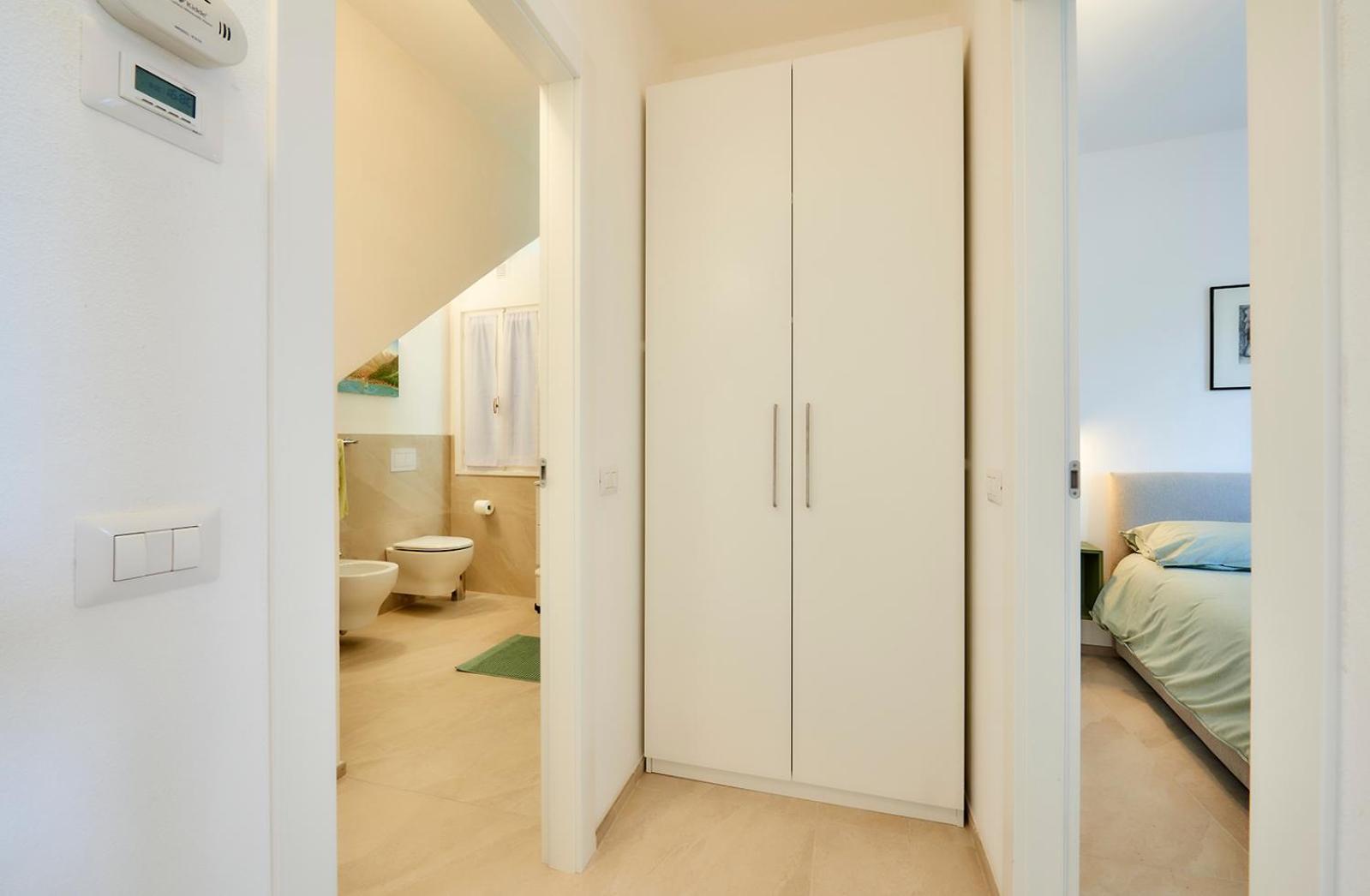 Sisters' House Apartment วาเรนนา ภายนอก รูปภาพ